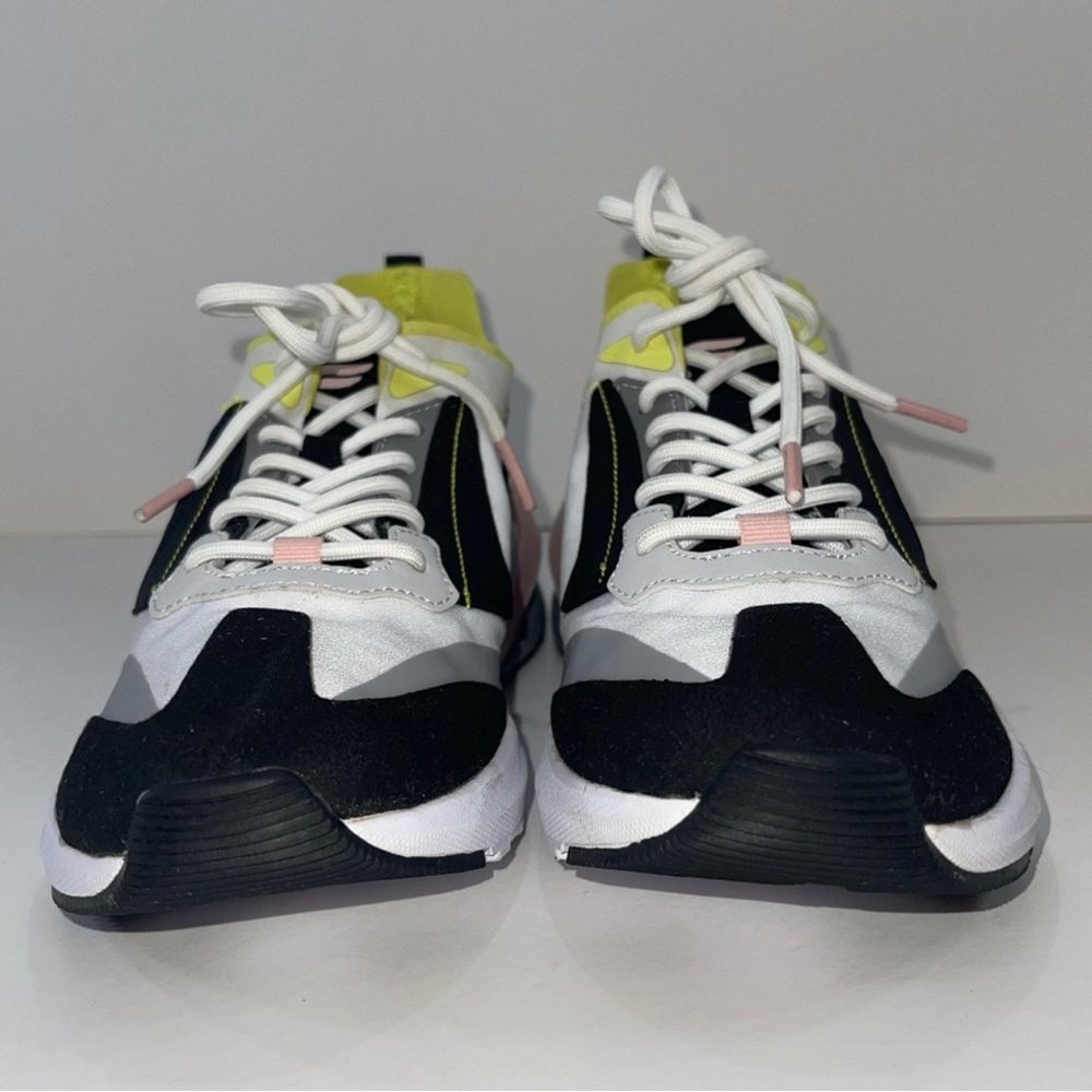 Pre-Owned Fabletics Echo Performance Colorful Sne… - image 3